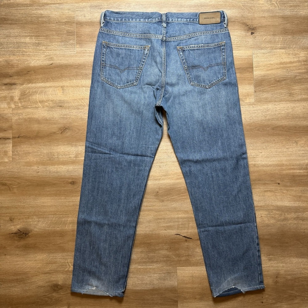 Diesel MHARKY-B Jeans Men 32x27 Blue Slim Skinny Medium Wash‎ Button Fly 085AG - Picture 3 of 16